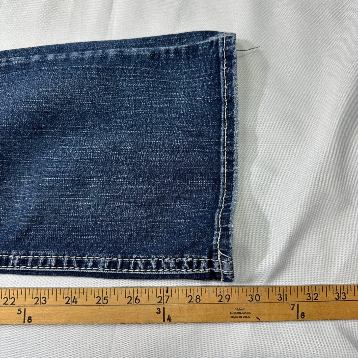 Silver Jeans Co Tuesday Bootcut Jeans Womens 32x31 Blue Mid Rise Fluid Denim