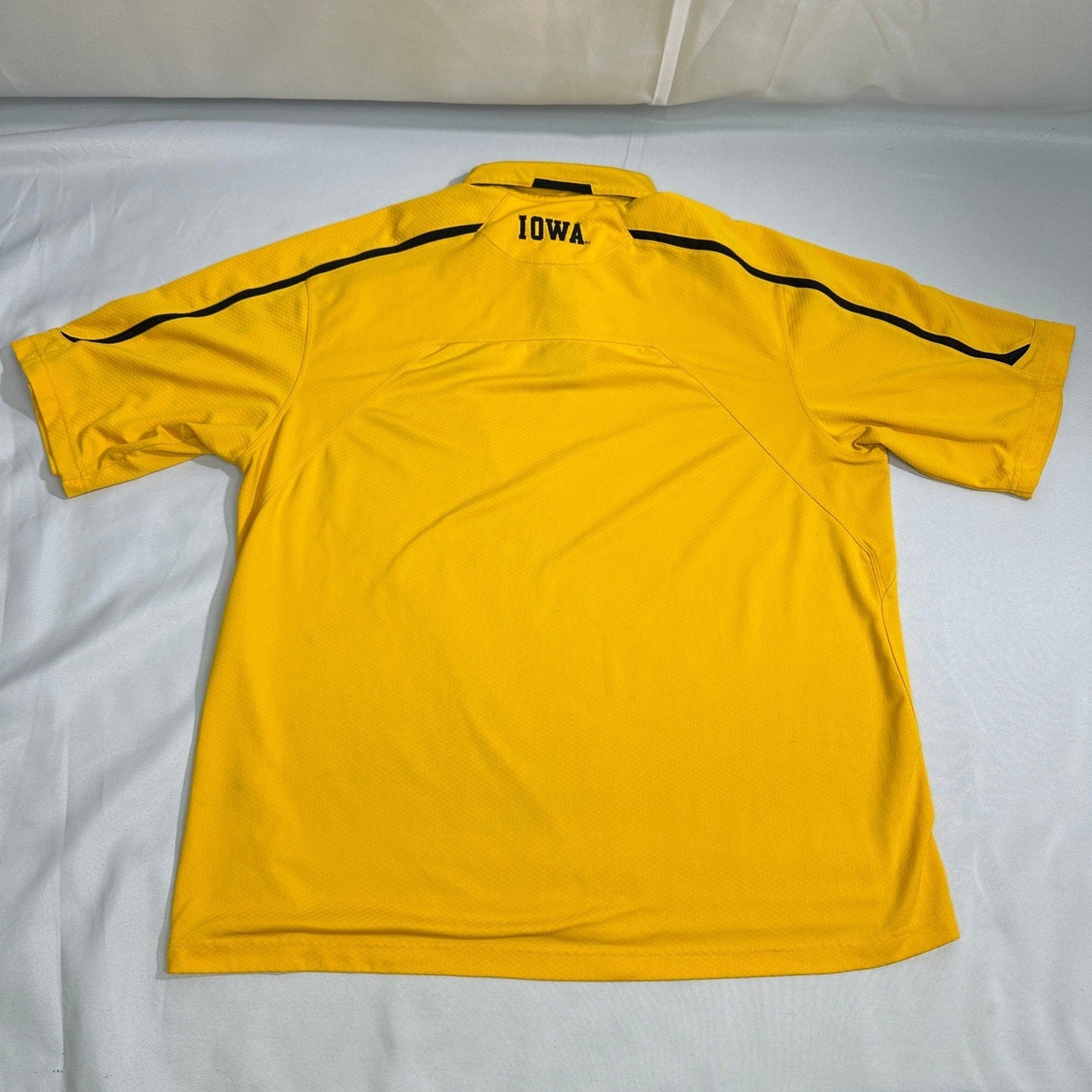 Nike Team Iowa Hawkeyes Polo Shirt Mens XL Gold Black Fit Dry NCAA Football