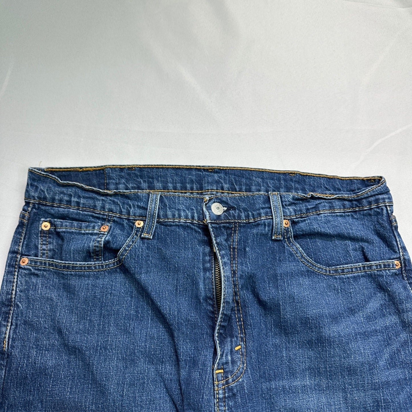 Levi Strauss 502 Regular Taper Mens Jeans Blue Medium Wash W38 L30 Denim Pants
