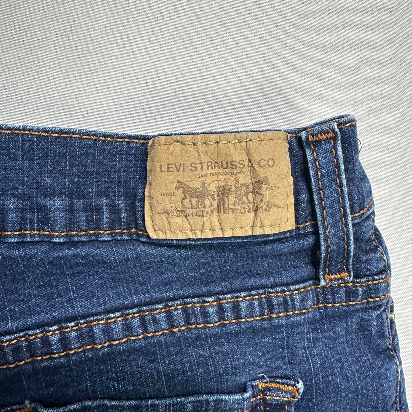 Vintage Levi's 512 Bootcut Jeans Womens 6M Dark Blue Baggy Y2K Retro Denim